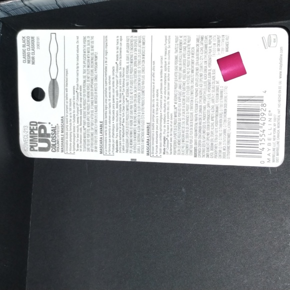 BRAND NEW MAYBELLINE MASCARA - Picture 2 of 2